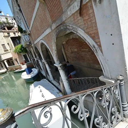 Apartament Greta *